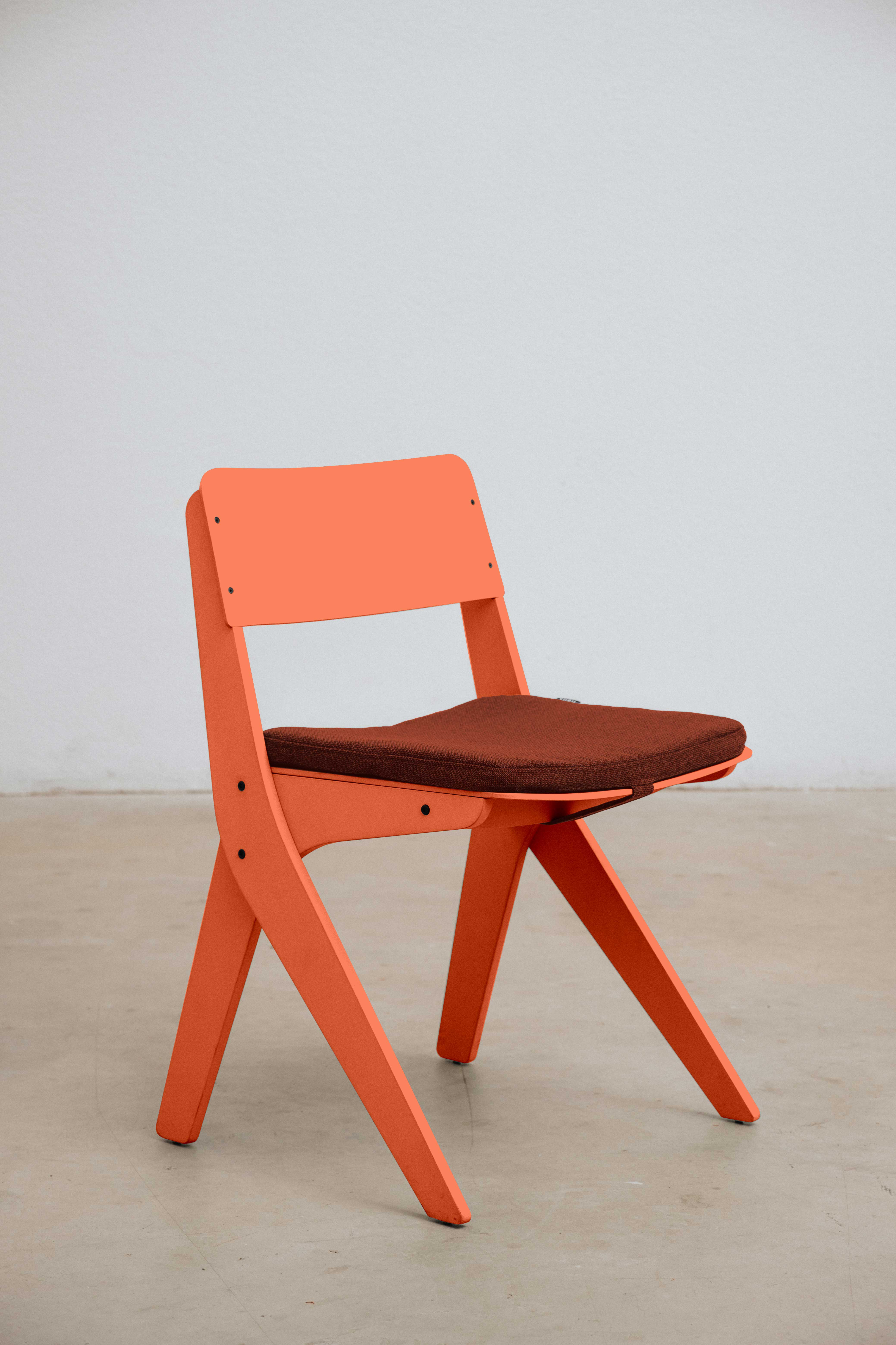 Diari Chair 002
