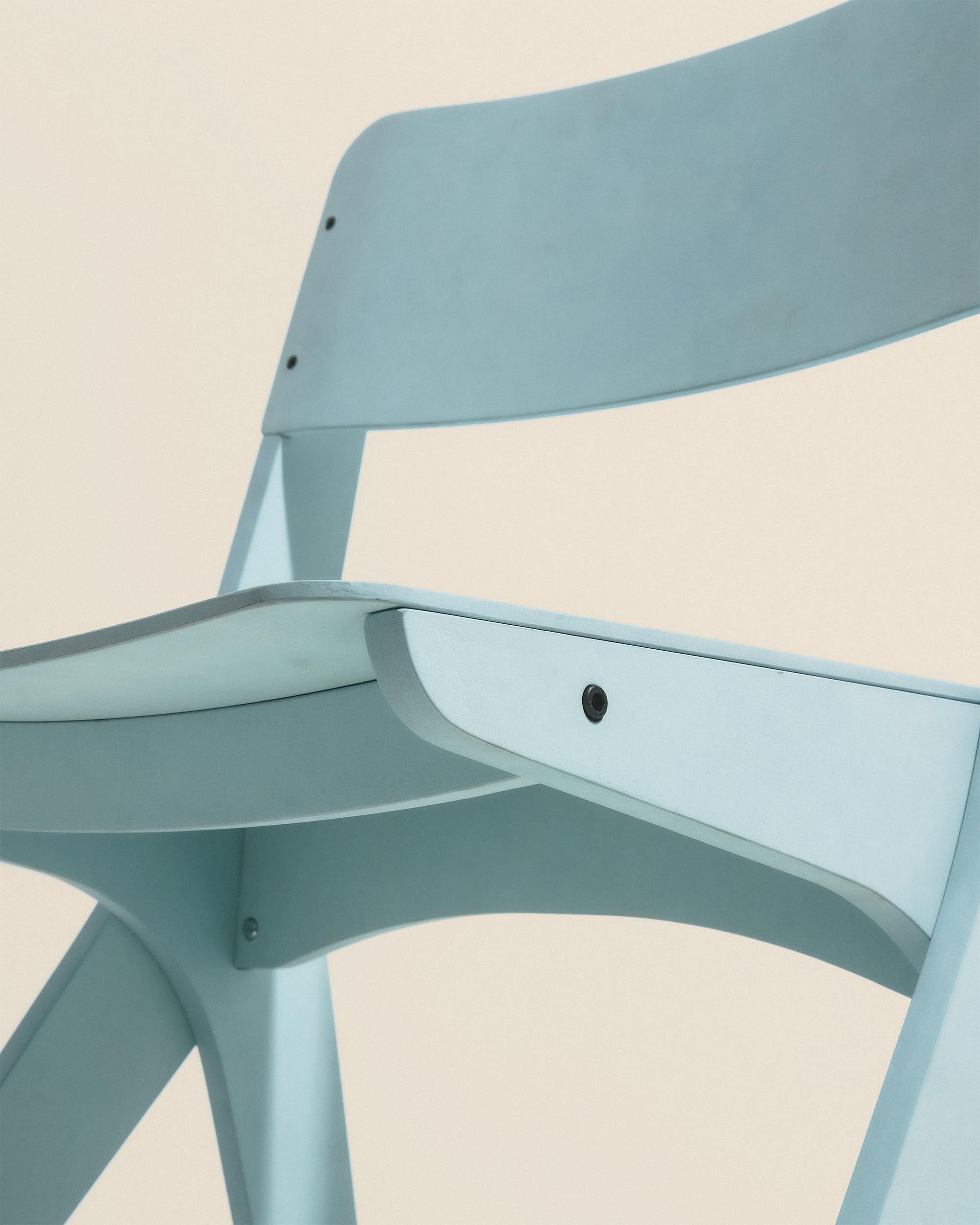 Diari Chair 001