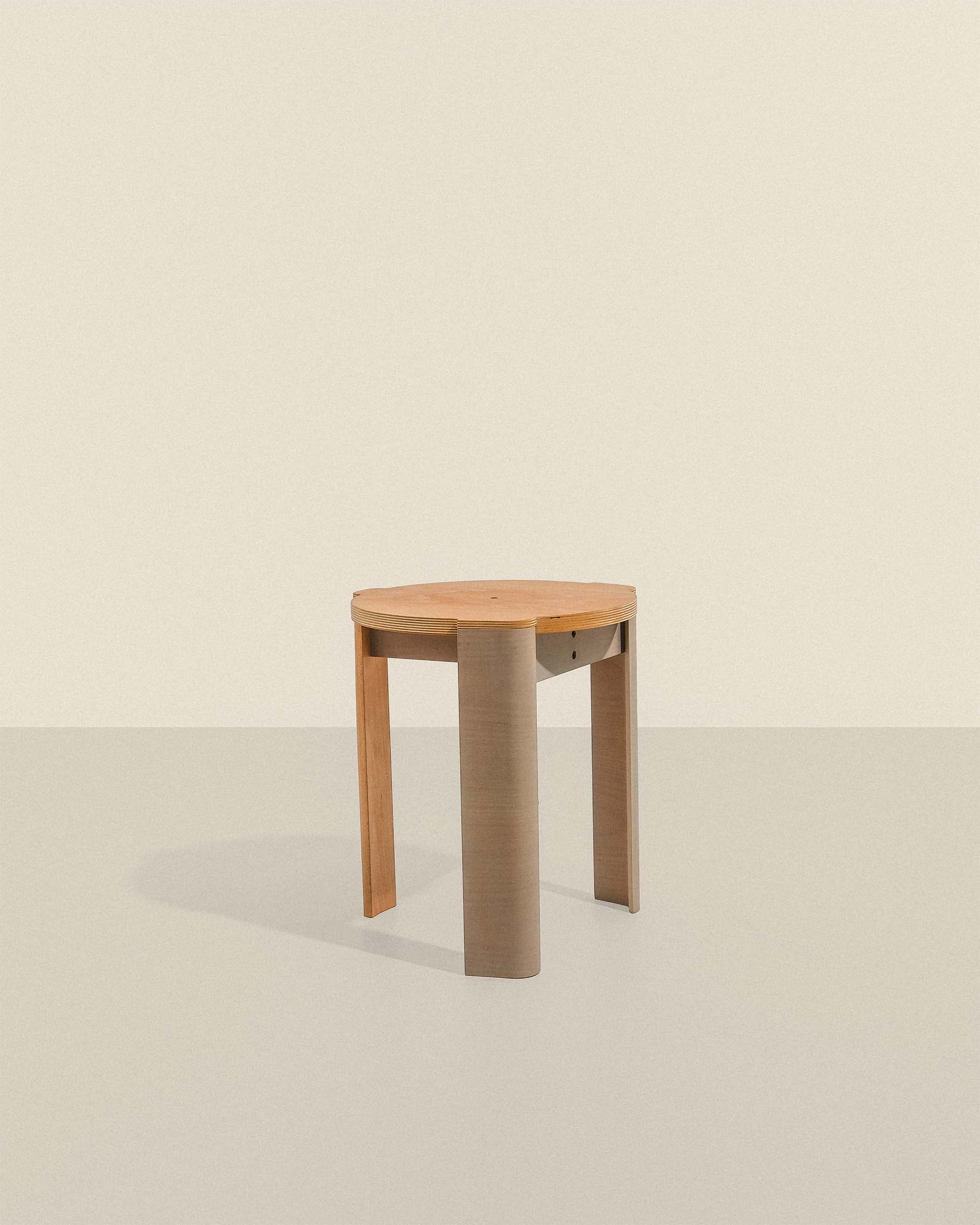 Niu Stool 002