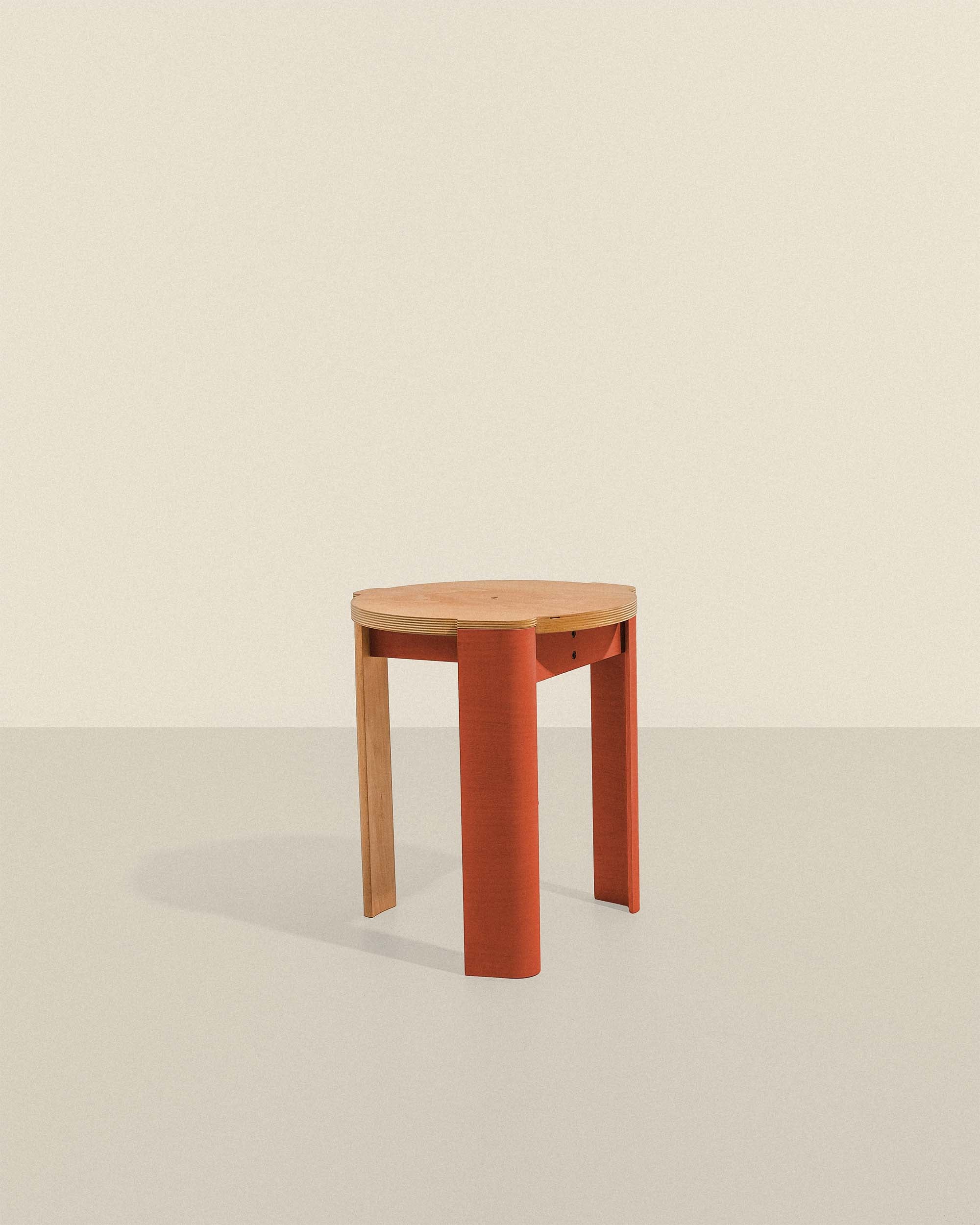 Niu Stool 002
